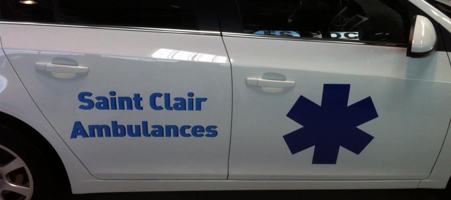 Image Floquage véhicule ambulance pour Saint Clair Ambulances